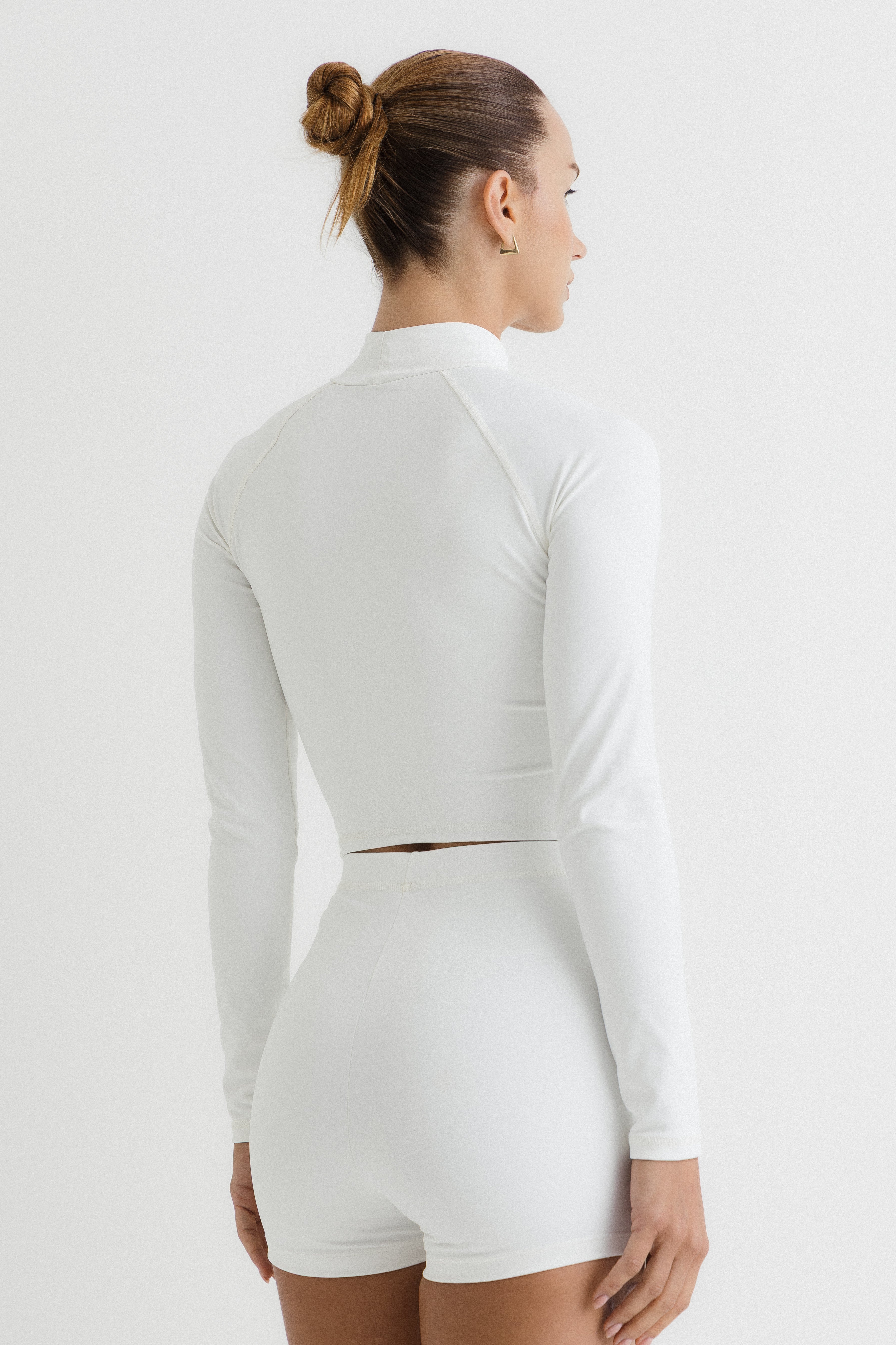 Short Wave Off White